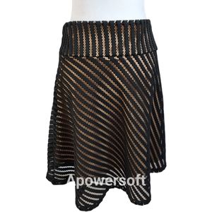 Neiman Marcus A-Line Crochet Layered Skirt w Nude Lining